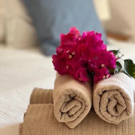 In Romantic, Private Beachvilla Zahara de los Atunes